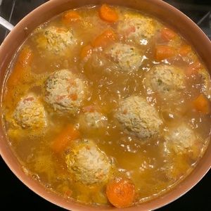 Meet your Posher, Becky